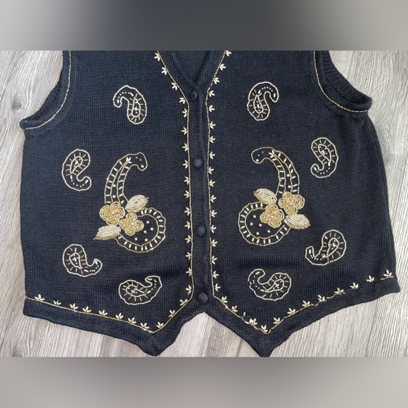 Vintage Donnkenny Women’s Sweater Vest Black with Gold Beading Size Large‎ - Picture 3 of 7